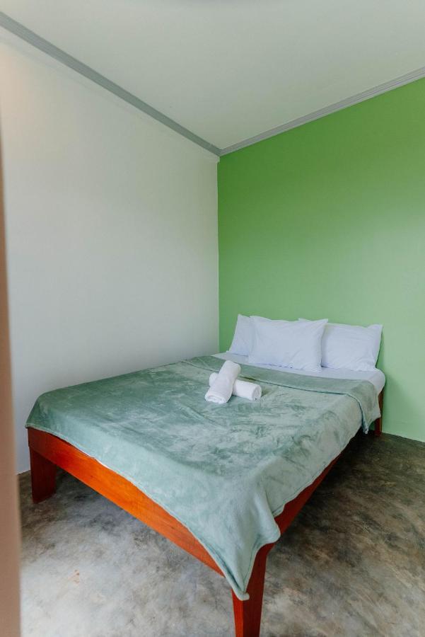 Kawayan Hostel General Luna  Bagian luar foto